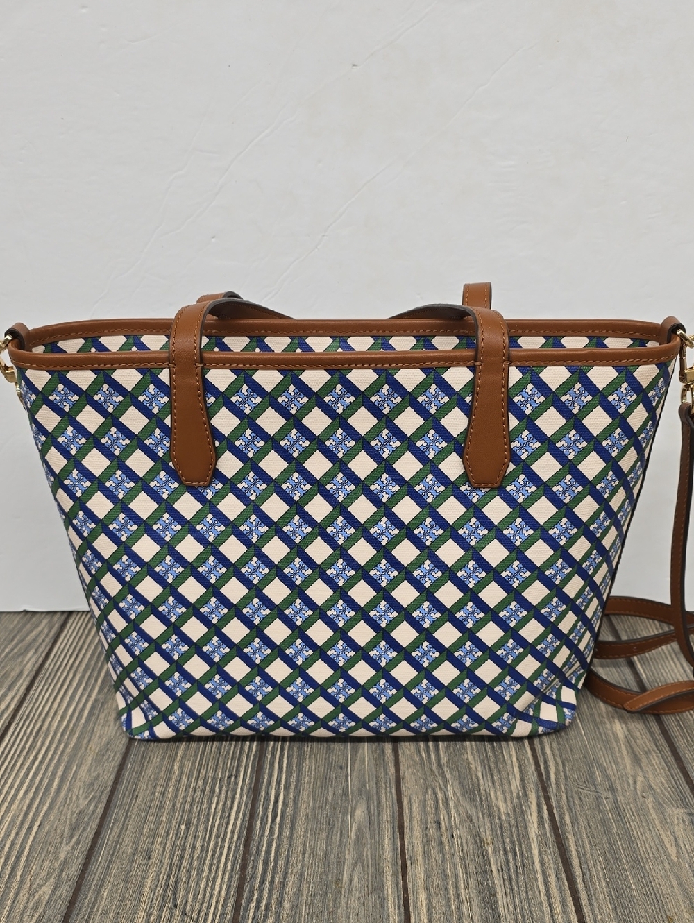Tory Burch Tote Bag with Blue Green Lattice Pattern and Brown Trim - Picture 5 of 12